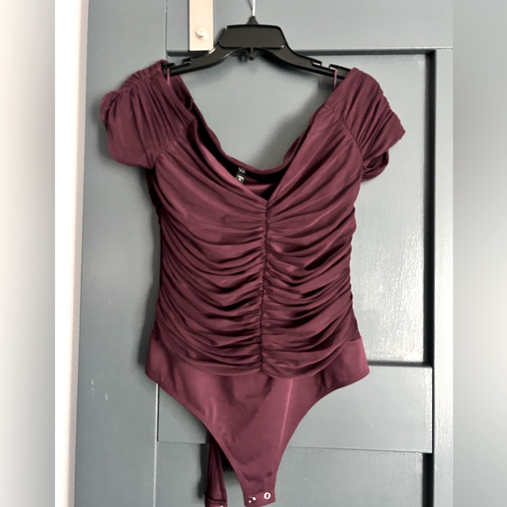 Express off the shoulder bodysuit. XL